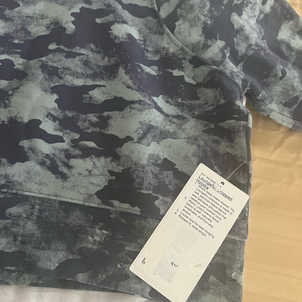Brand new Lulu lounge full cropped hoodie size 8